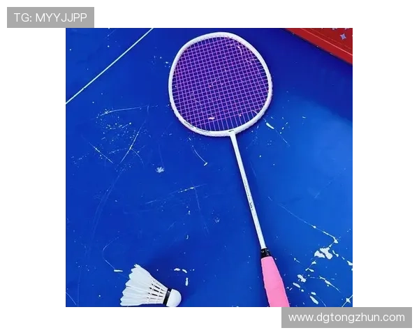羽毛球装备选购指南：如何选择适合的球鞋提升你的竞技表现
